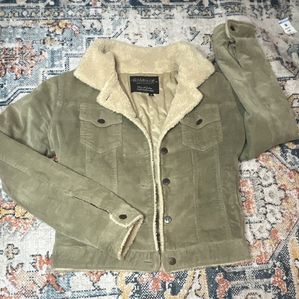 Vintage Rampage Y2K Light Olive Green Corduroy Sherpa Trucker Jacket Women’s M